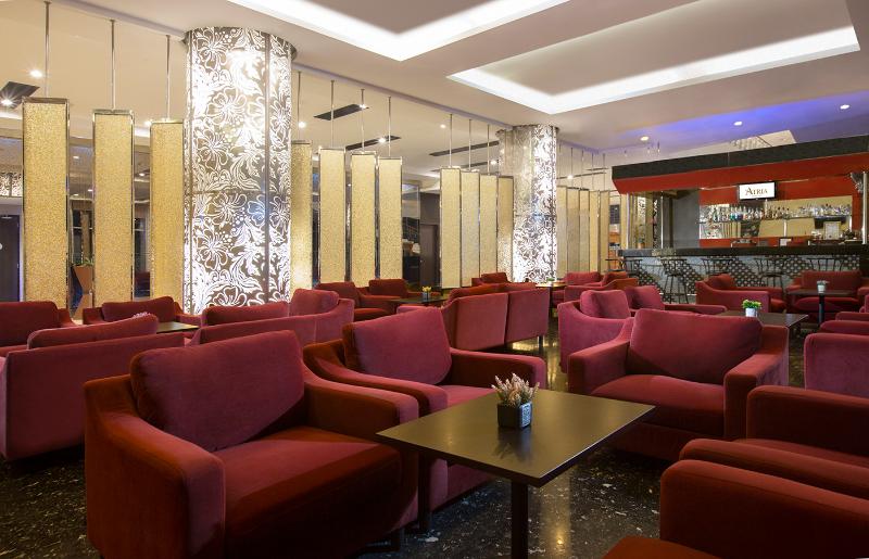 Atria Hotel Magelang - Bar