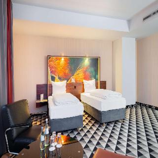 Premier Inn Cologne City Mediapark Hotel fotoÄŸrafÄ±