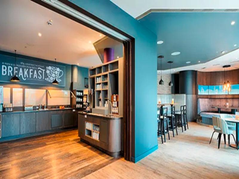 Premier Inn Stuttgart Bad Cannstatt - Bar