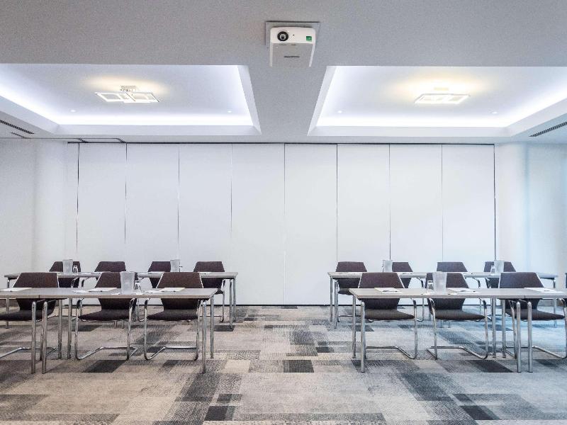 Premier Inn Stuttgart Bad Cannstatt - Toplantı