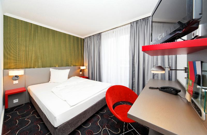 Premier Inn Stuttgart Bad Cannstatt - Oda