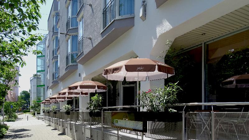 Premier Inn Stuttgart Bad Cannstatt - Teras