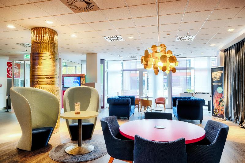 B&B HOTEL Offenbach Kaiserlei - Lobi