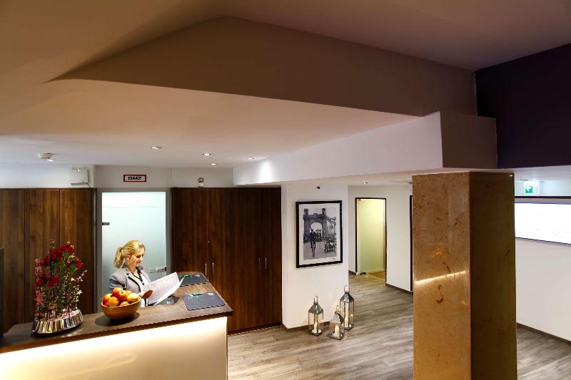 ANA Eden Karlsruhe,Trademark Collection by Wyndham - Lobi
