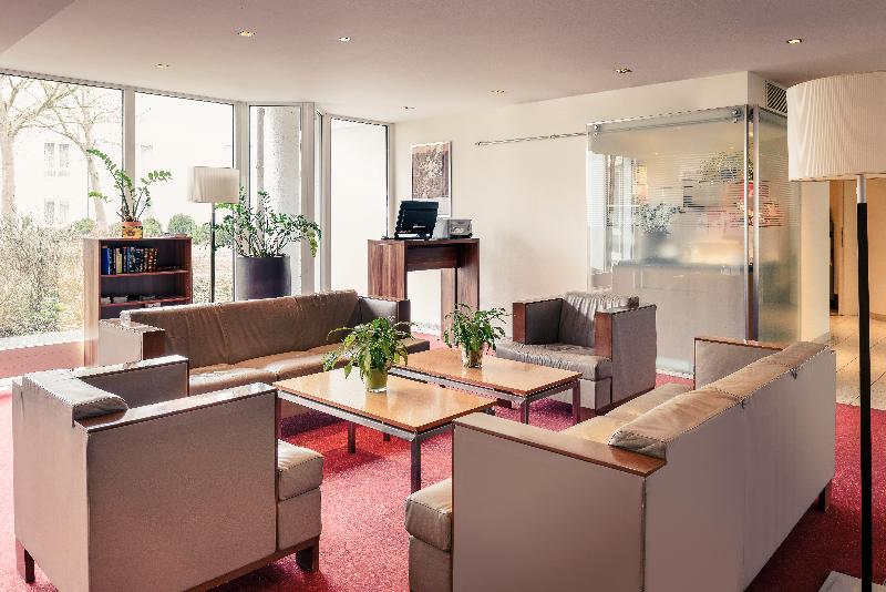 Sunday Hotel Munchen Airport Freising - Lobi