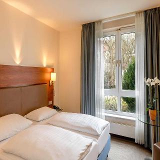 Sunday Hotel Munchen Airport Freising fotoÄŸrafÄ±