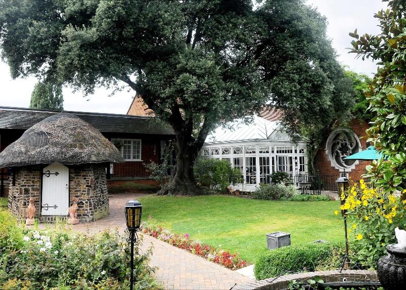 Marygreen Manor Hotel - Genel