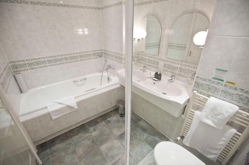 Marygreen Manor Hotel - Oda