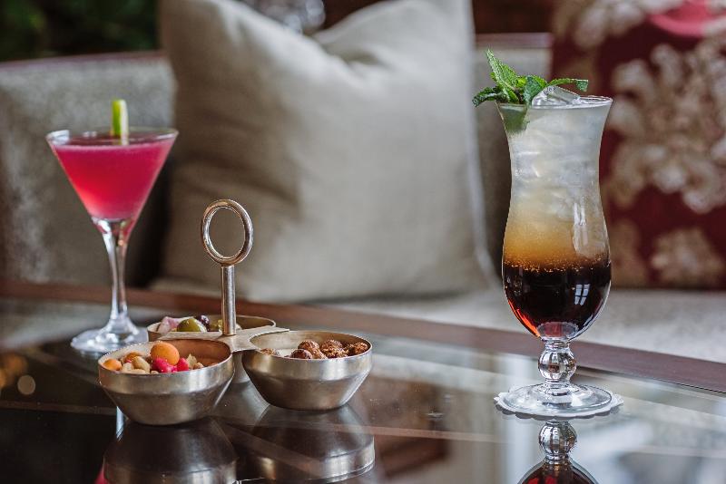 Ashdown Park Hotel & Country Club - Bar