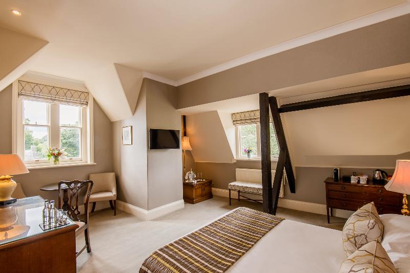 Ashdown Park Hotel & Country Club - Oda