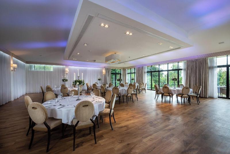 Wood Norton - Restoran