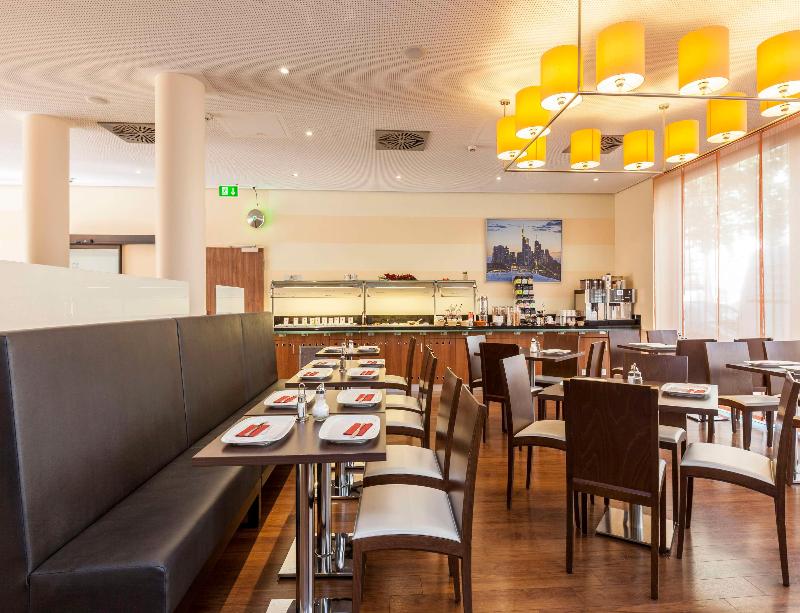 Premier Inn Frankfurt City Europaviertel - Restoran