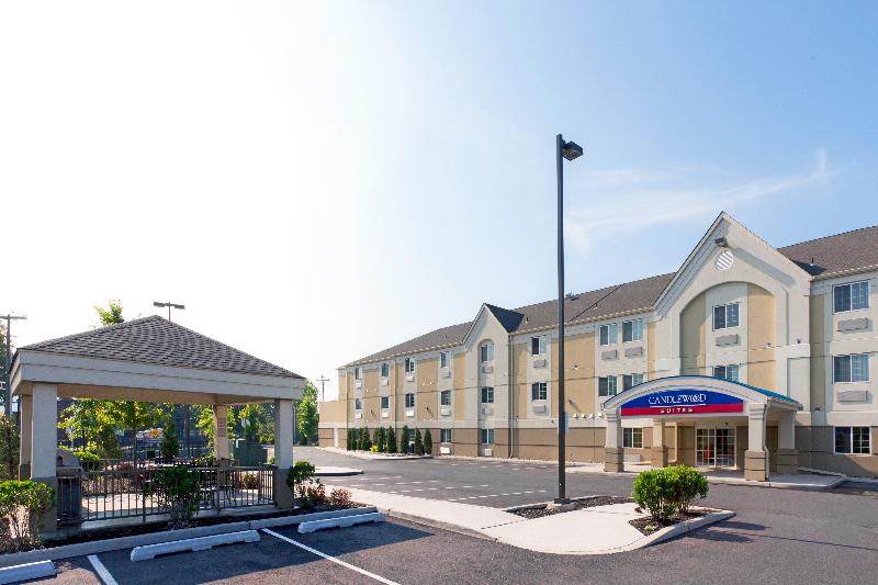 Candlewood Suites Hotel Secaucus - Genel