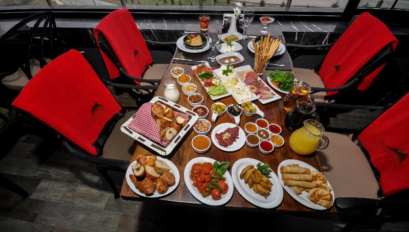 Hilly Hotel Edirne - Restoran