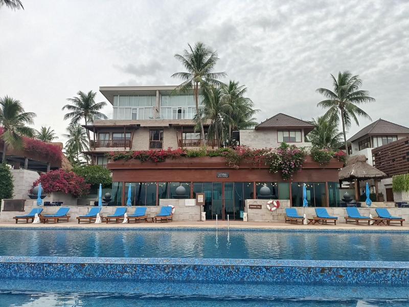 Dhevan Dara Beach Villa - Havuz