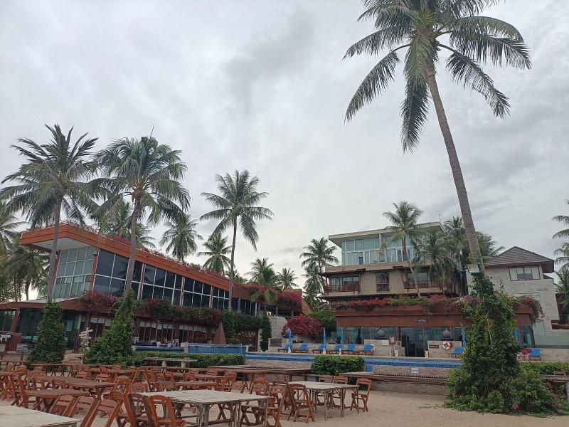 Dhevan Dara Beach Villa - Restoran
