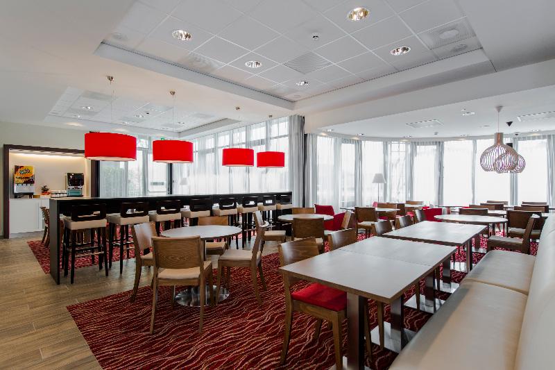 Hampton by Hilton Amsterdam Airport Schiphol - Genel