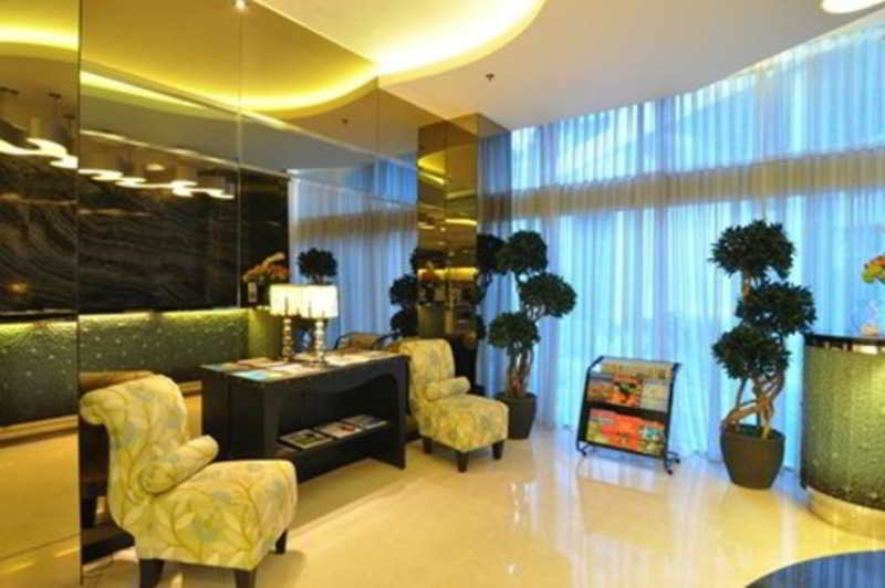 GP Mega Kuningan fotoÄŸrafÄ±