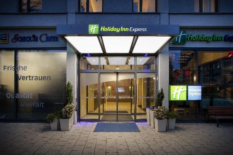 Premier Inn Heidelberg City Centre - Genel