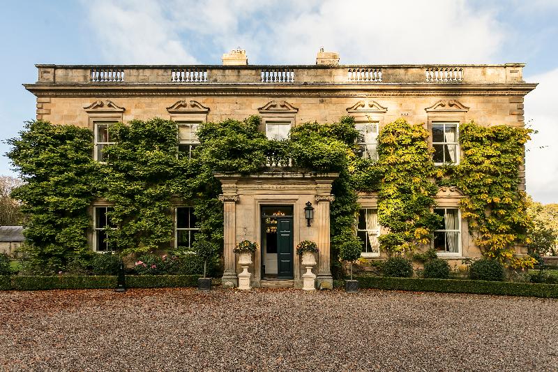 Eshott Hall - Genel