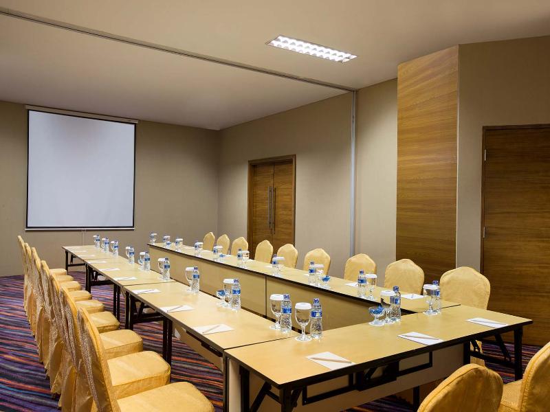 Hariston Hotel and Suites - Genel