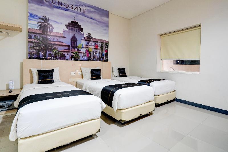 Townhouse Oak Cihampelas Near Ciwalk - Oda