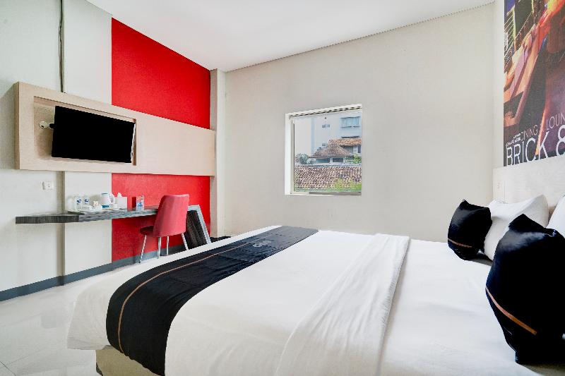 Townhouse Oak Cihampelas Near Ciwalk - Oda