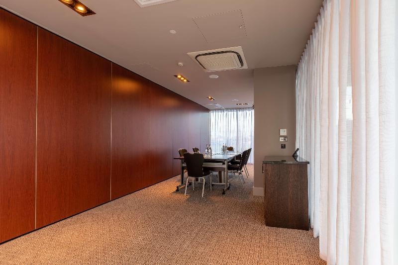 DoubleTree By Hilton International Newcastle Airpo - Genel
