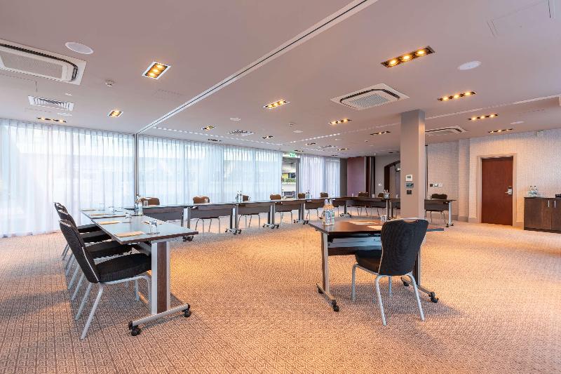 DoubleTree By Hilton International Newcastle Airpo - Genel
