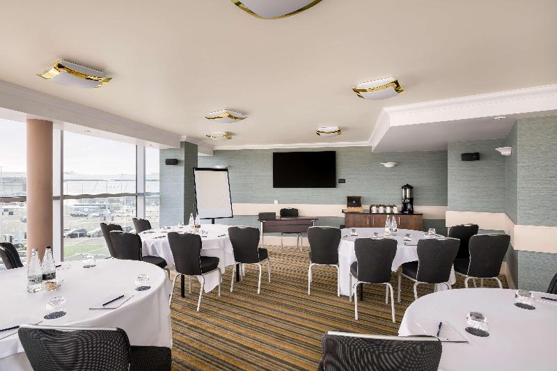 DoubleTree By Hilton International Newcastle Airpo - Genel