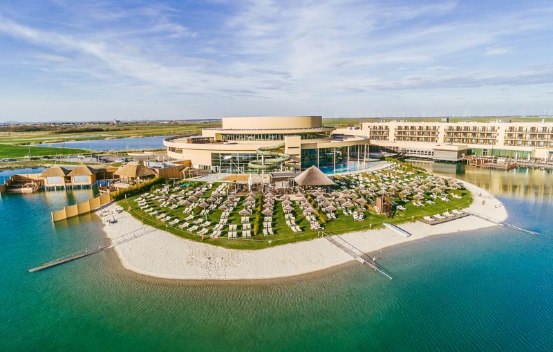 St. Martins Therme & Lodge - Plaj
