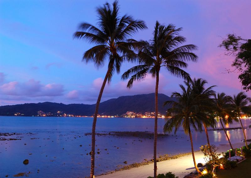 Easy Planet Phuket Patong - Plaj