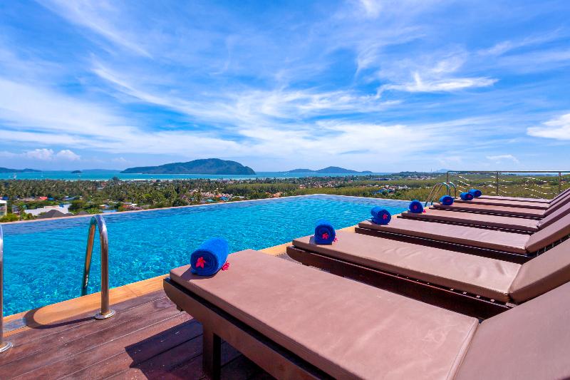 The View Rawada Phuket - Havuz