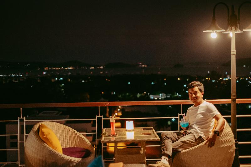 The View Rawada Phuket - Restoran
