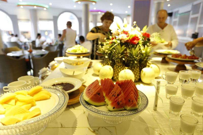 Baan Kamala Fantasea Hotel - Restoran