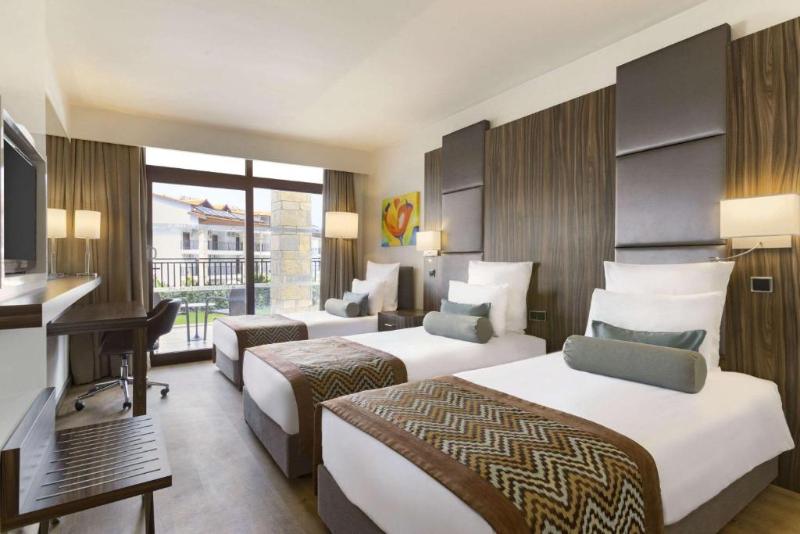 Ramada Resort By Wyndham Akbuk - Oda