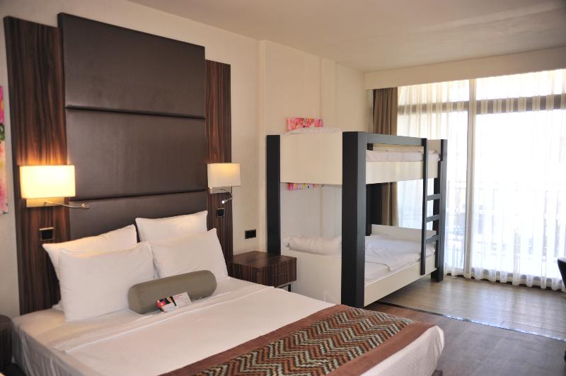 Ramada Resort By Wyndham Akbuk - Oda