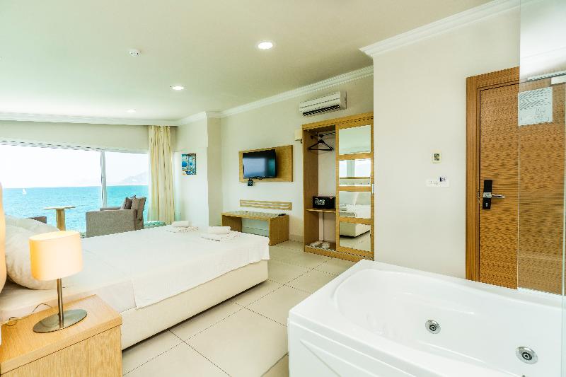 Dragut Point North Hotel - Oda
