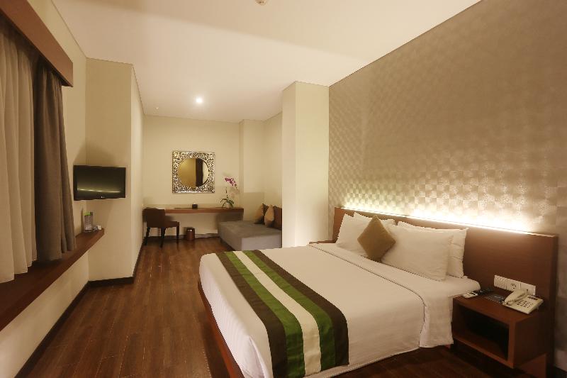 Grand Whiz Hotel Nusa Dua Bali - Oda