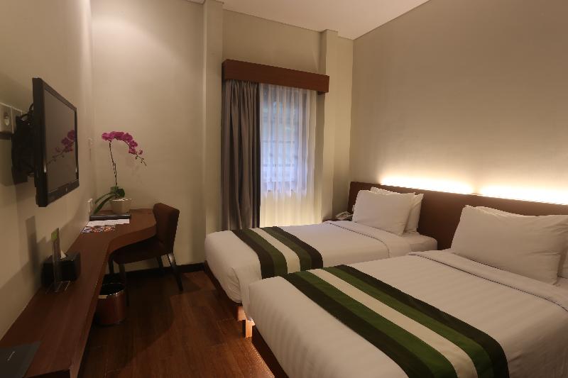 Grand Whiz Hotel Nusa Dua Bali - Oda
