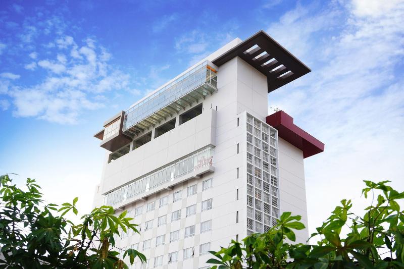 Grand Zuri Padang - Genel