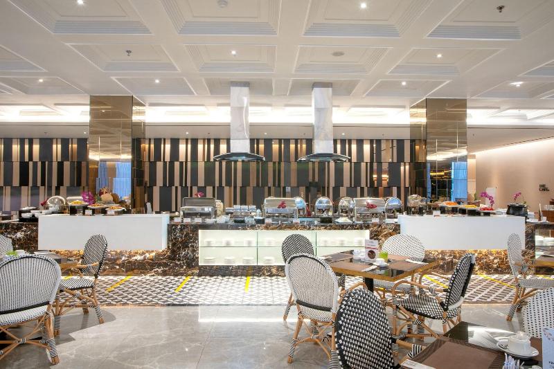 Grand Zuri Padang - Restoran