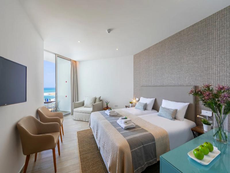 Leonardo Plaza Cypria Maris Beach Hotel & Spa - Oda