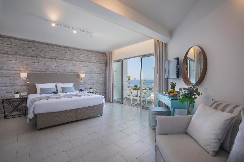 Leonardo Plaza Cypria Maris Beach Hotel & Spa - Oda