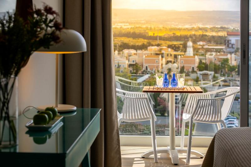 Leonardo Plaza Cypria Maris Beach Hotel & Spa - Oda