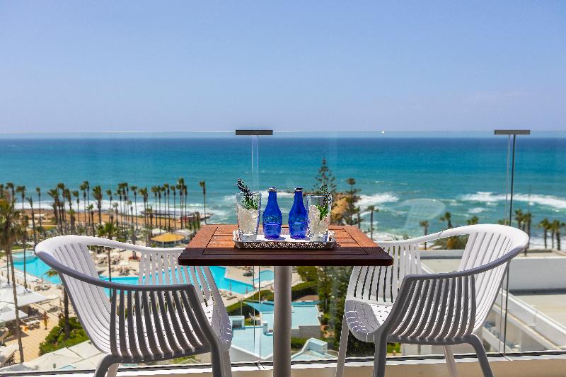 Leonardo Plaza Cypria Maris Beach Hotel & Spa - Oda