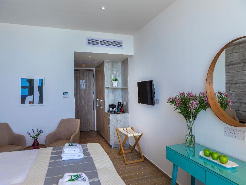 Leonardo Plaza Cypria Maris Beach Hotel & Spa - Oda