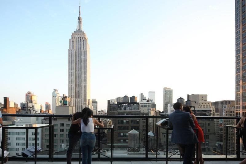 Archer New York - Genel