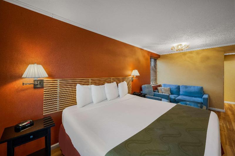Quality Inn JFK Airport Rockaway Blvd - Oda