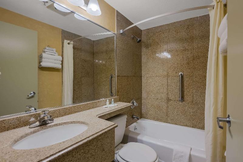 Quality Inn JFK Airport Rockaway Blvd - Oda